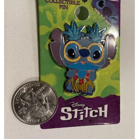 Disney Trading Pin - Lilo And Stitch - Luau Stitch With Glasses Lei By Monogram - Picture 3 of 4